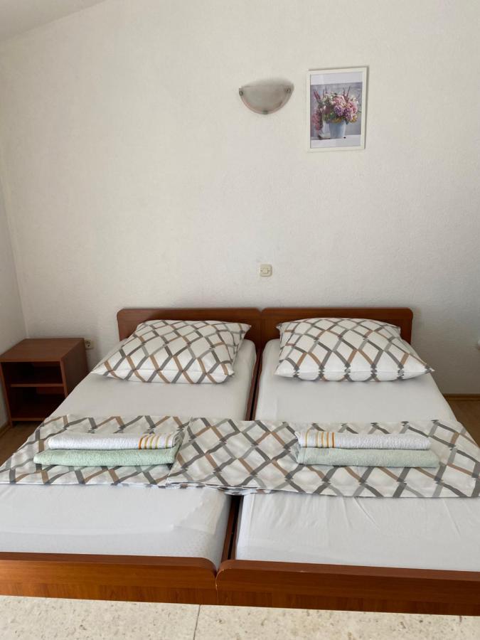 Apartments Simic Trogir Exterior foto