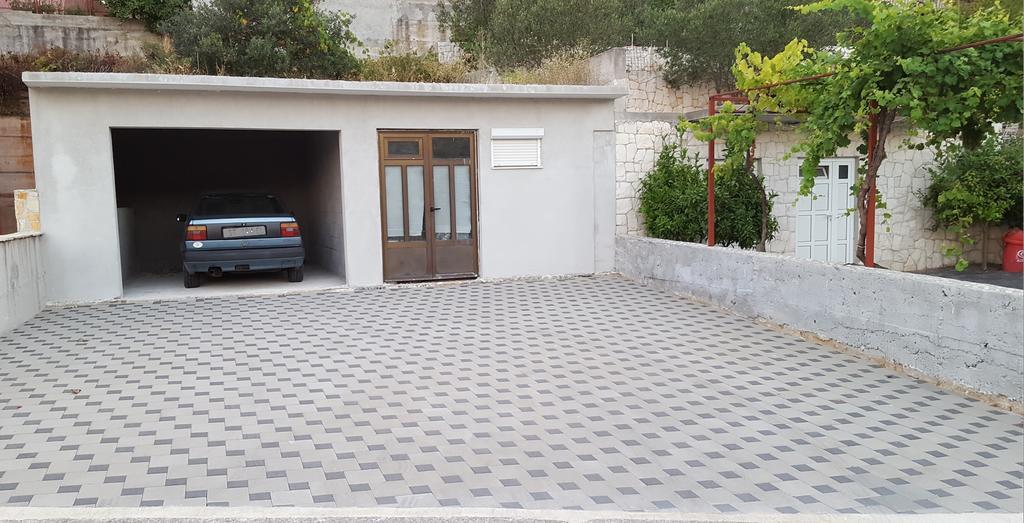 Apartments Simic Trogir Exterior foto