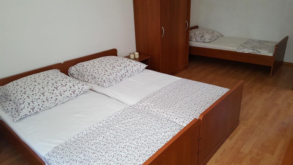Apartments Simic Trogir Exterior foto