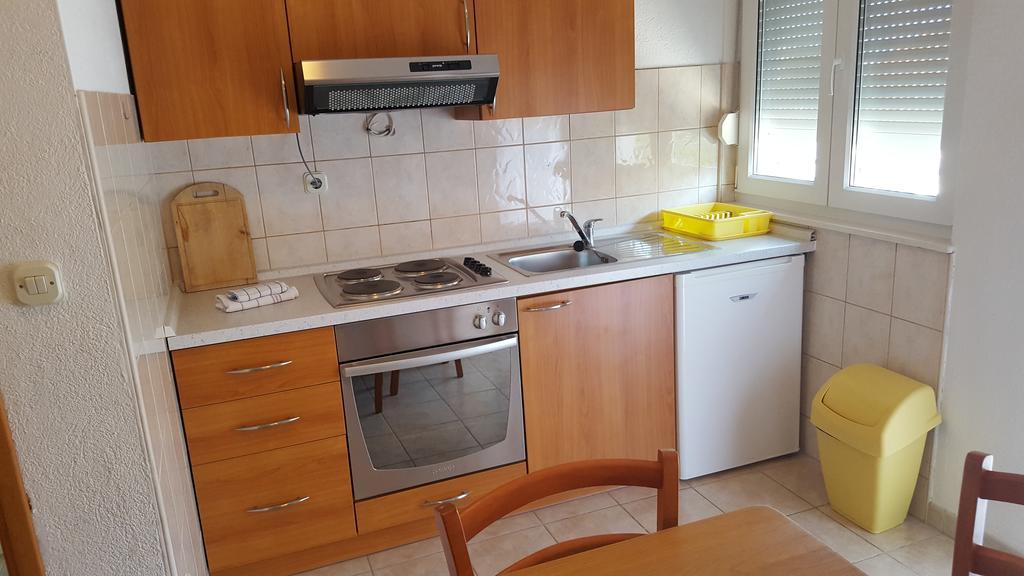Apartments Simic Trogir Exterior foto